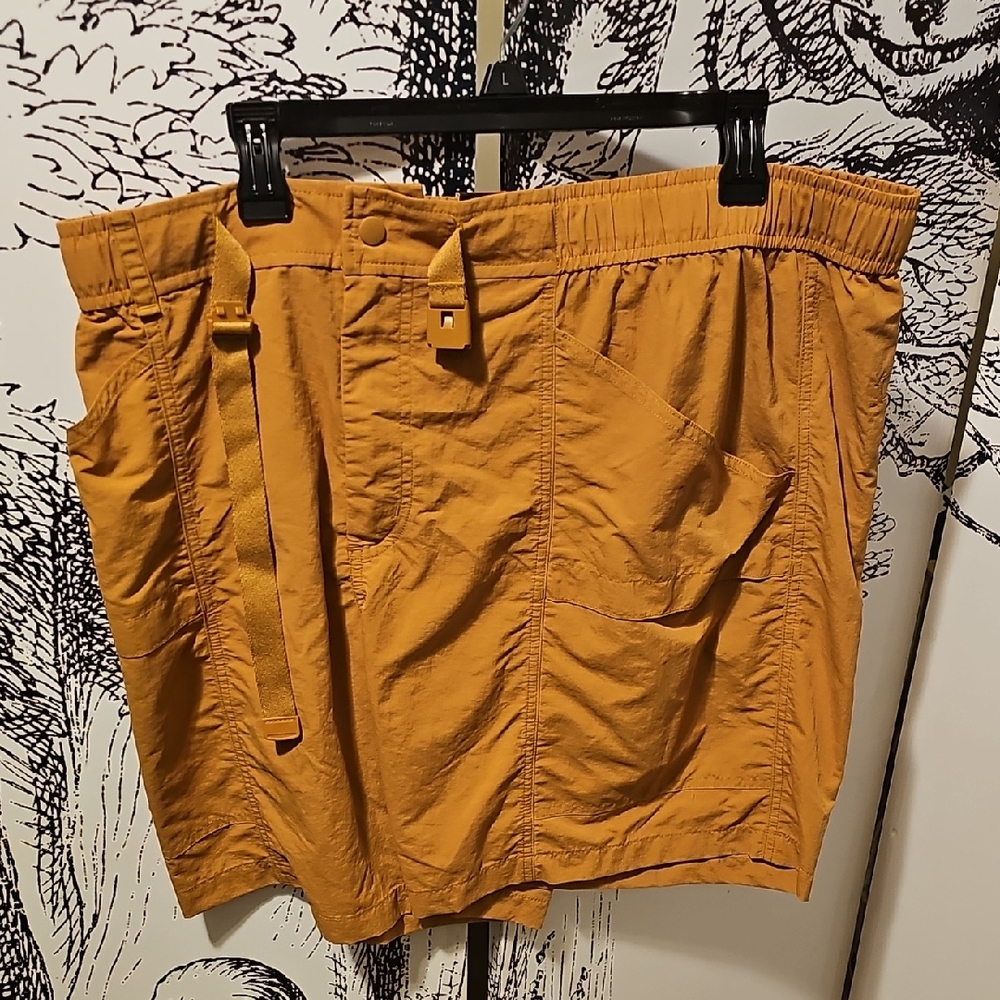 Eddie Bauer Ripstop Tech Shorts in Ochre